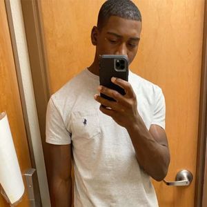 Meet your Posher, Aaron